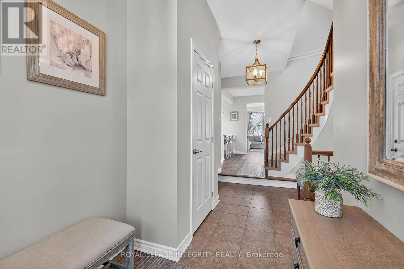 1112 APOLUNE STREET