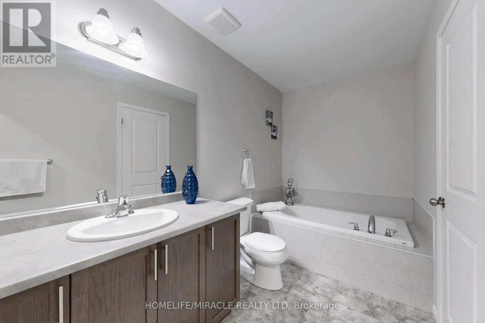 1611 HETHERINGTON DRIVE
