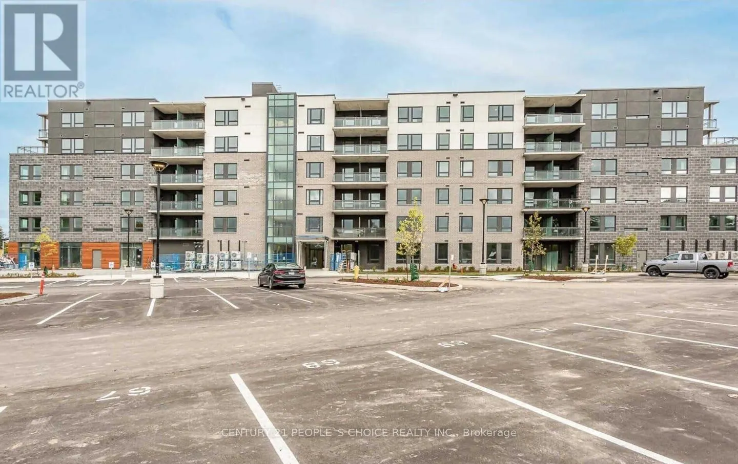 316 - 26 LOWES ROAD W