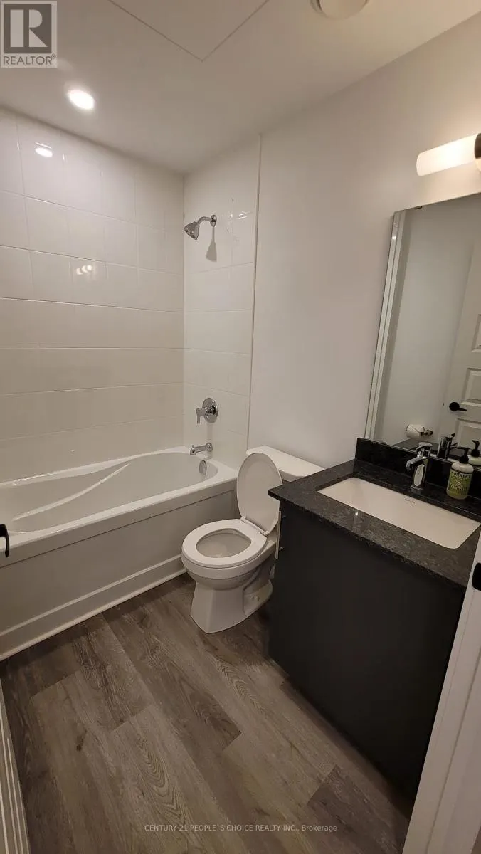 316 - 26 LOWES ROAD W