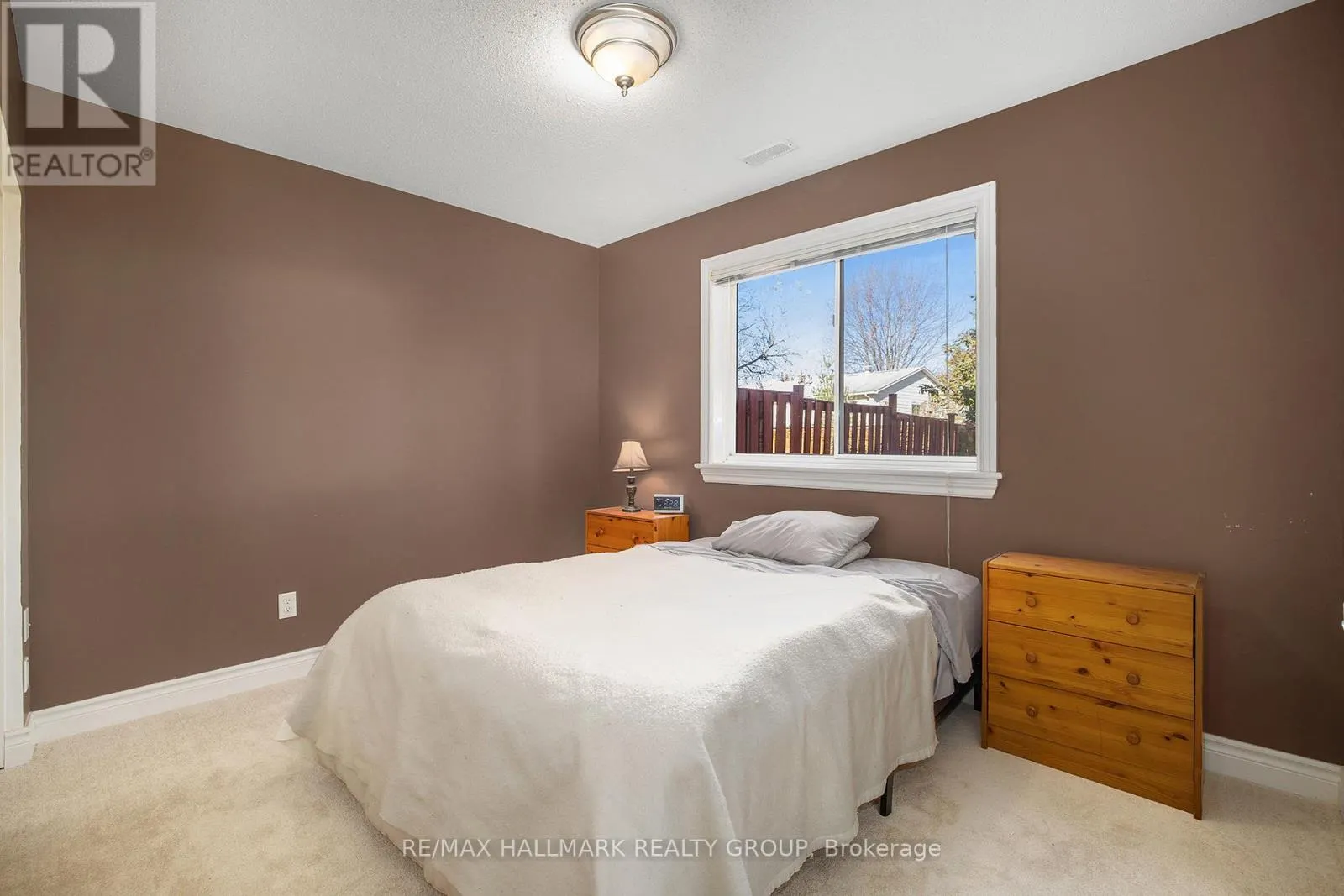24 CASTLE GLEN CRESCENT
