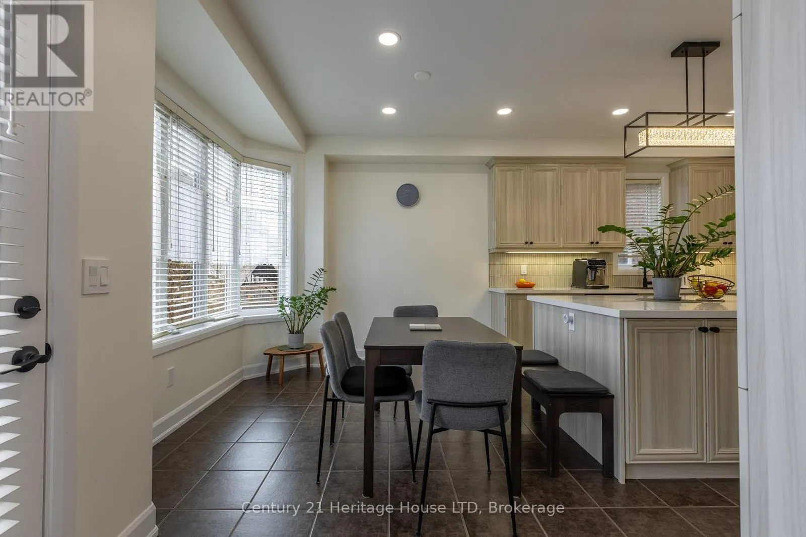 5 JUNEBERRY ROAD
