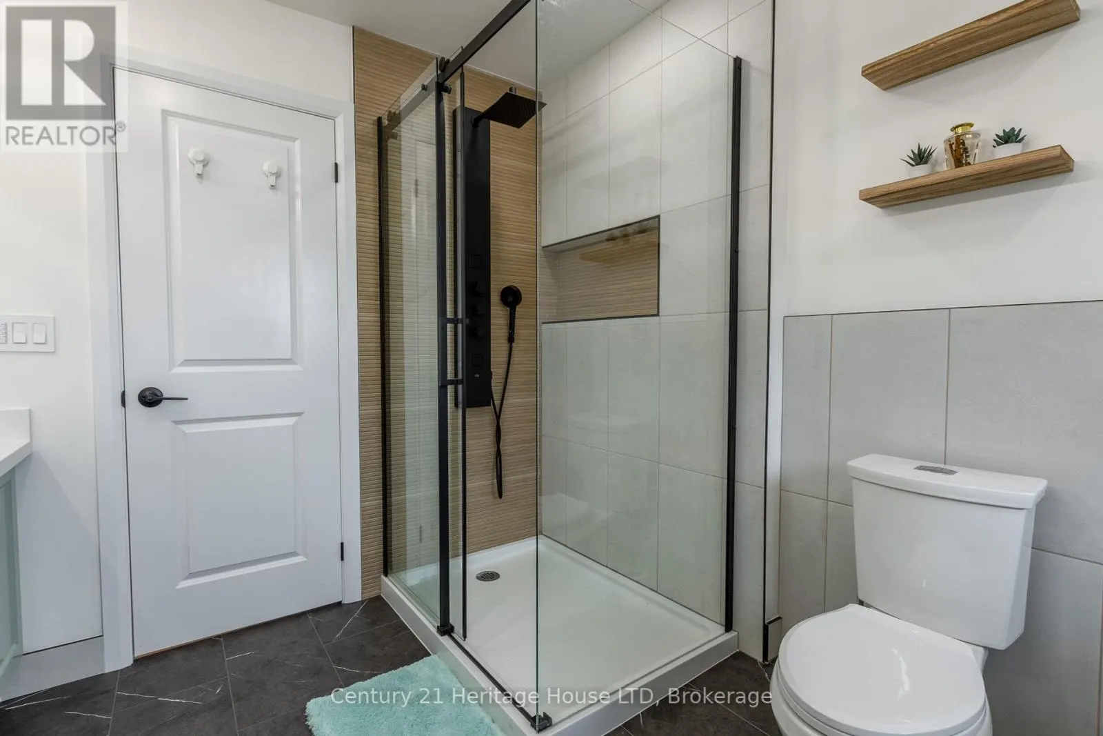 5 JUNEBERRY ROAD