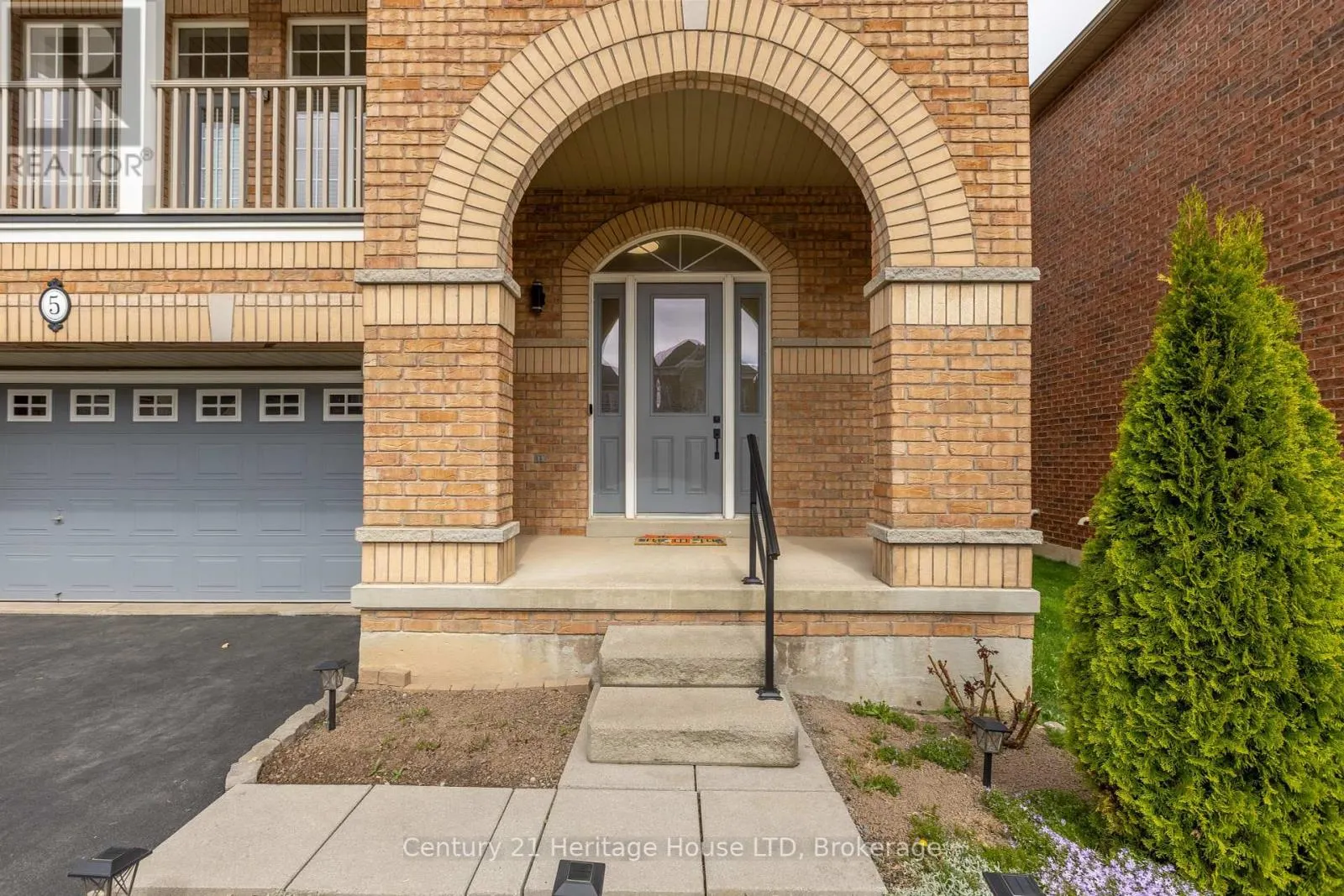 5 JUNEBERRY ROAD