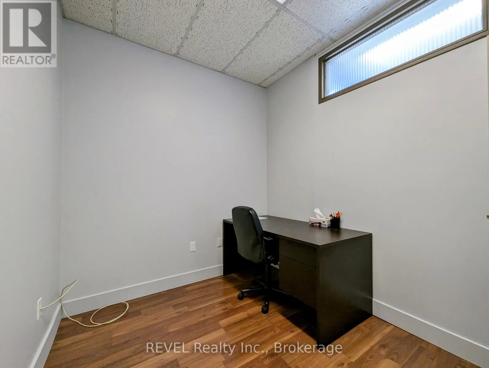 302 - 112 QUEENSTON STREET, #302