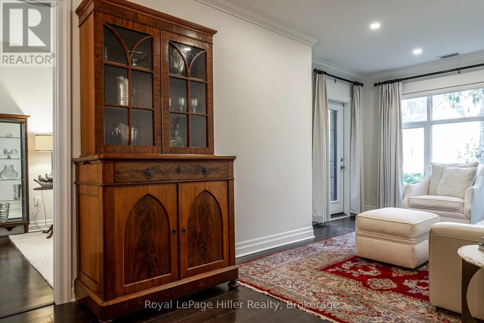 111 - 255 JOHN STREET, #111