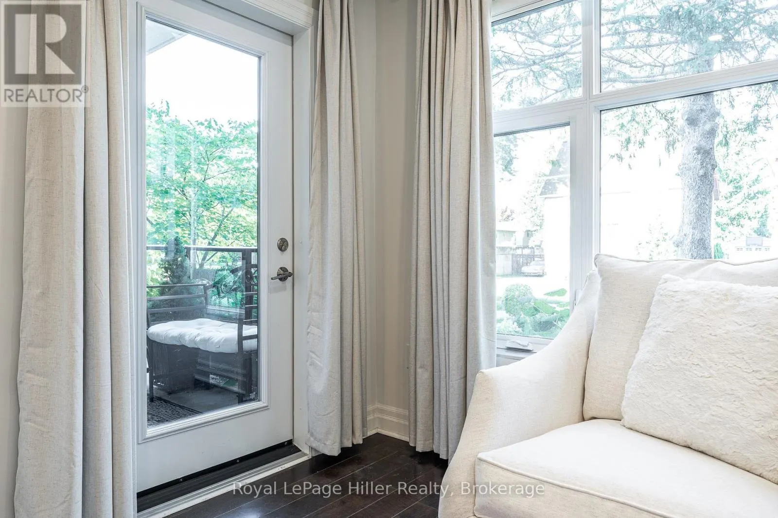 111 - 255 JOHN STREET, #111