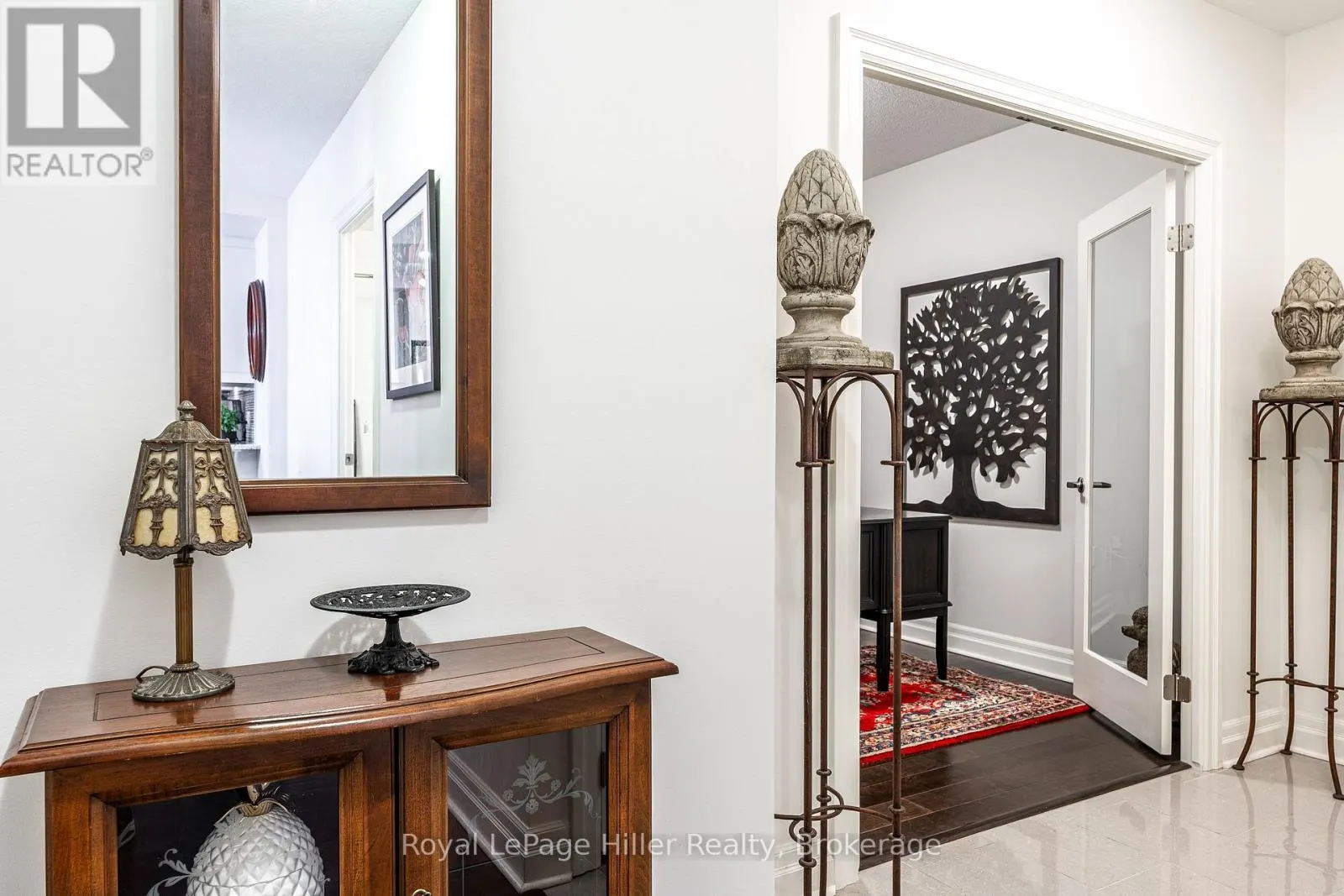 111 - 255 JOHN STREET, #111