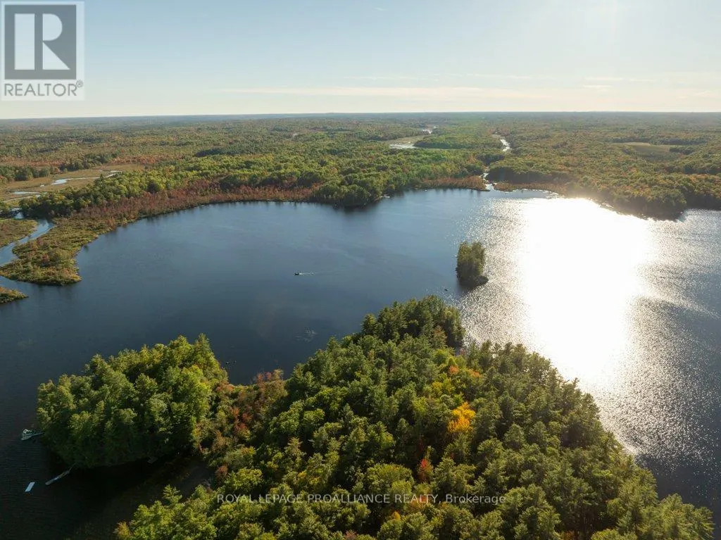 257 HUNGRY LAKE