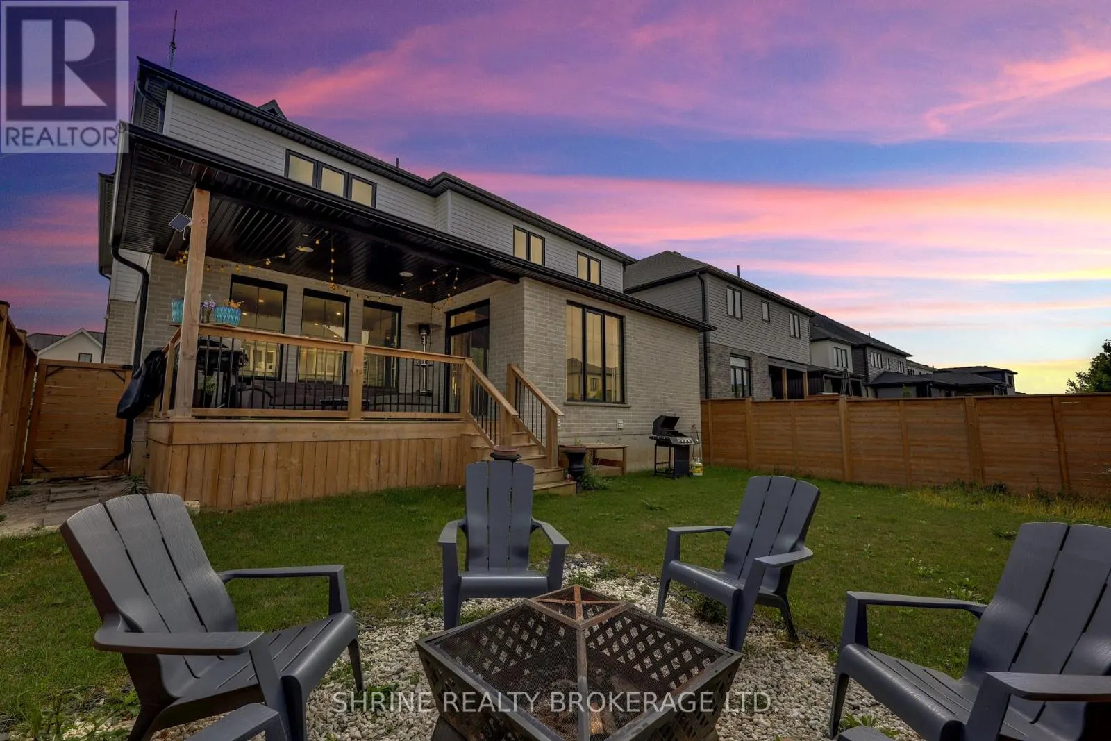 1866 FOUNTAIN GRASS DRIVE