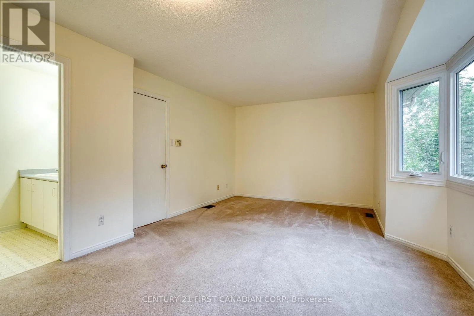 89 - 9 AILSA PLACE, #89