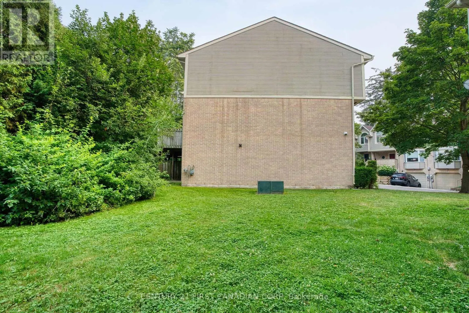 89 - 9 AILSA PLACE, #89
