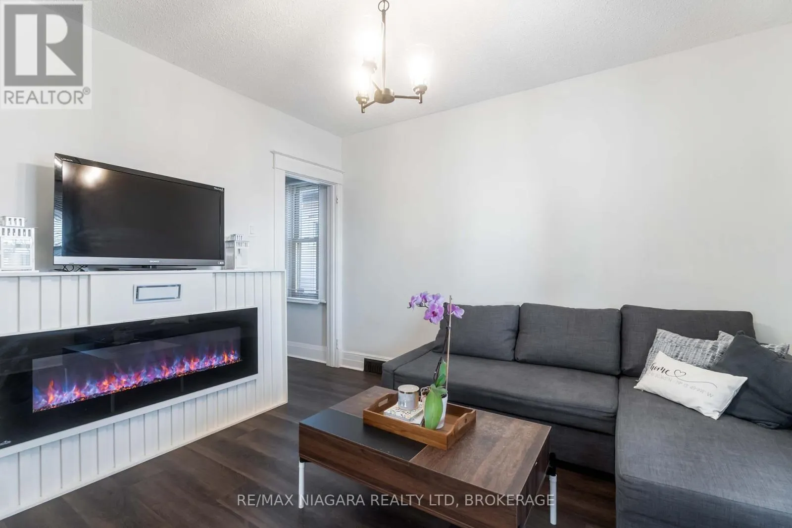 22 BERTRAM STREET