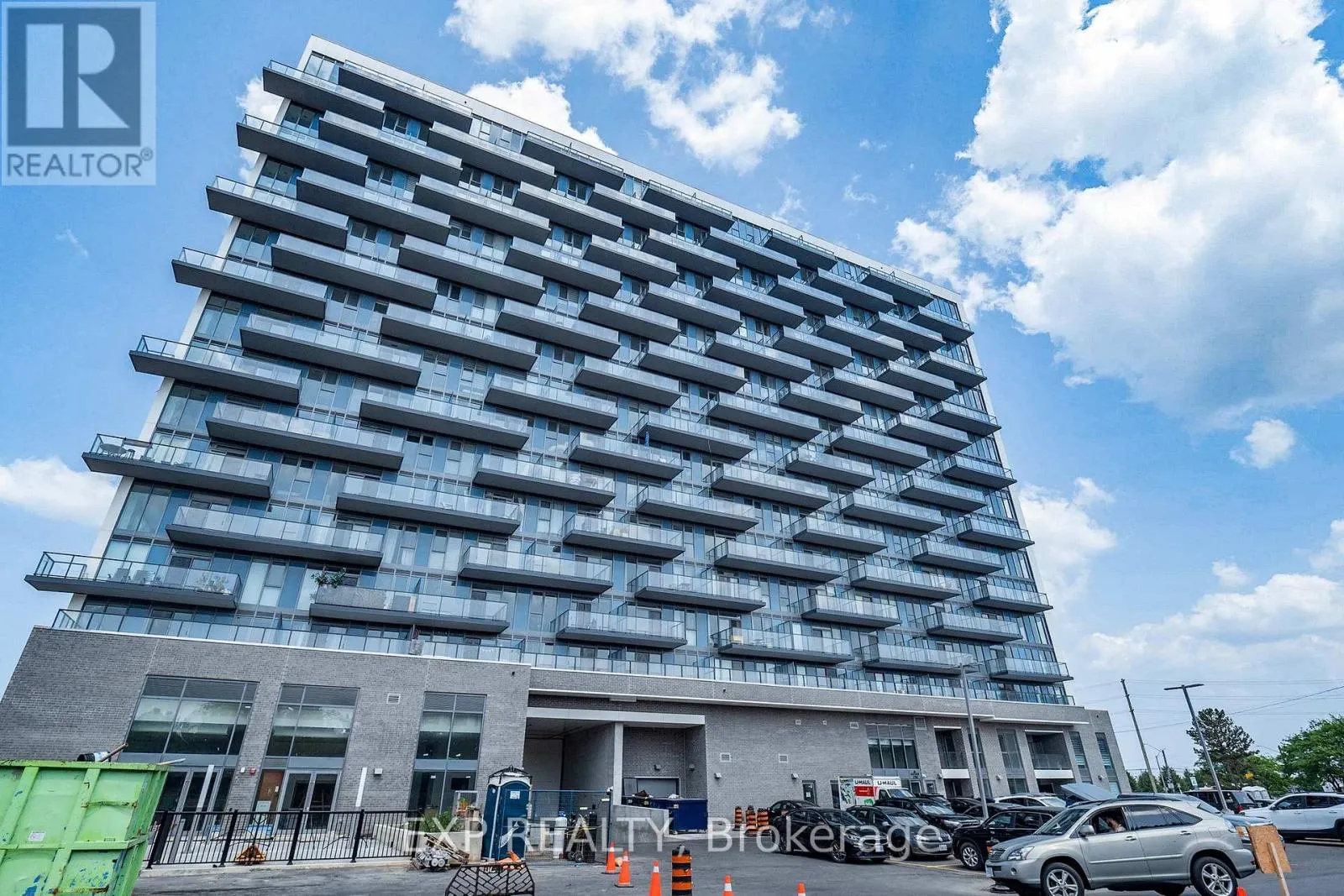 919 - 2782 BARTON STREET E