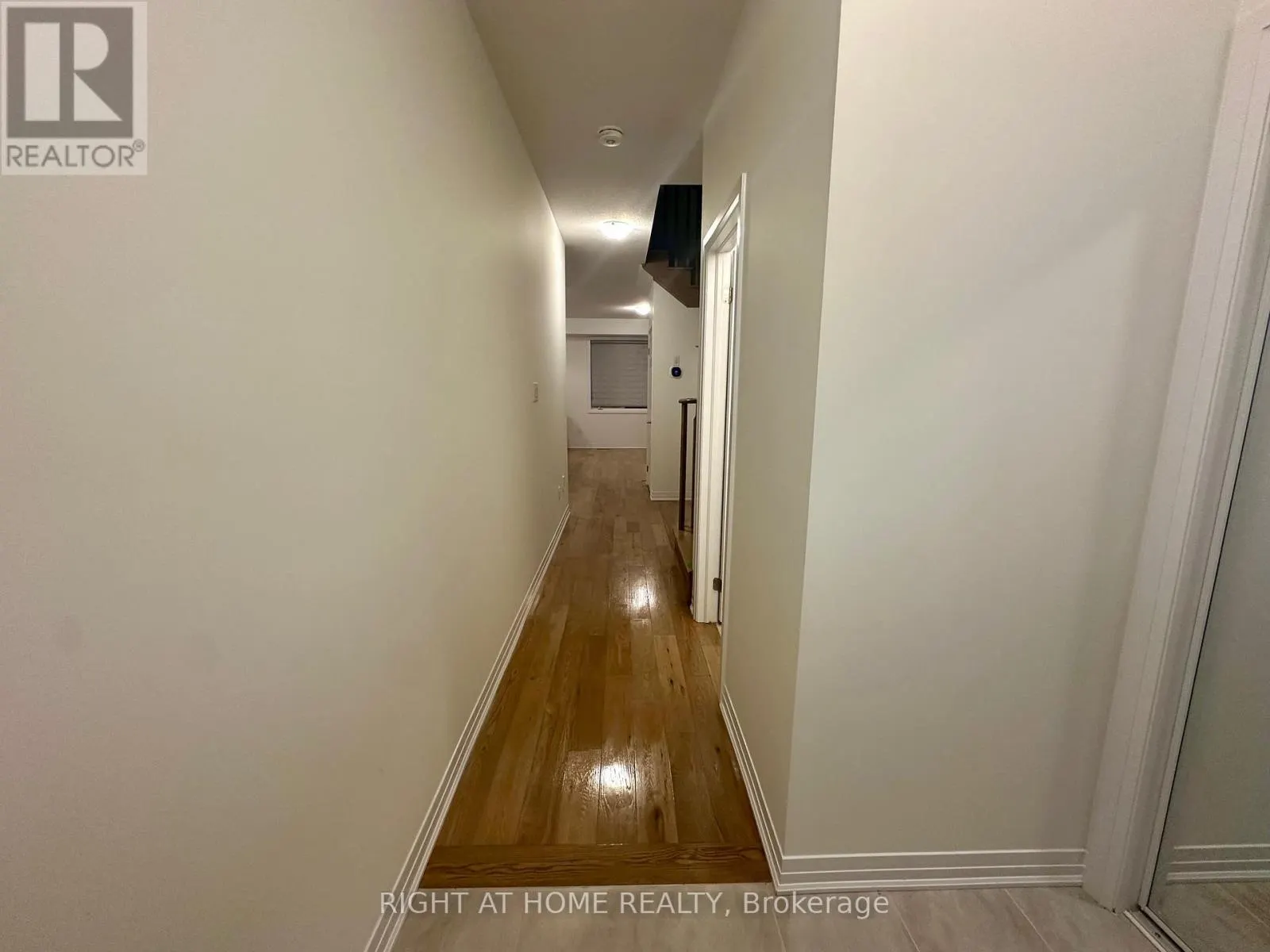 27 AMOS AVENUE