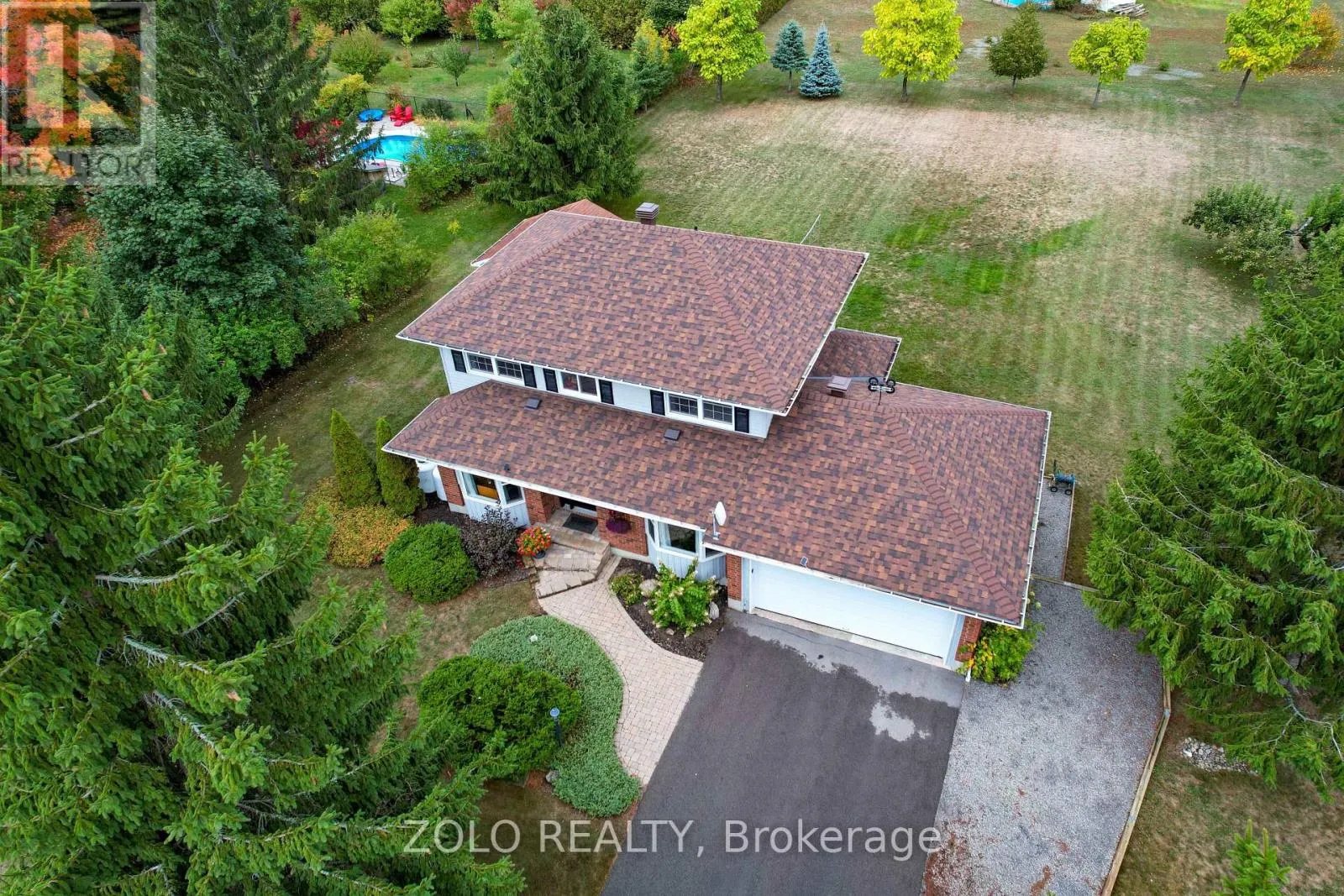 2 CAMBRIDGE COURT