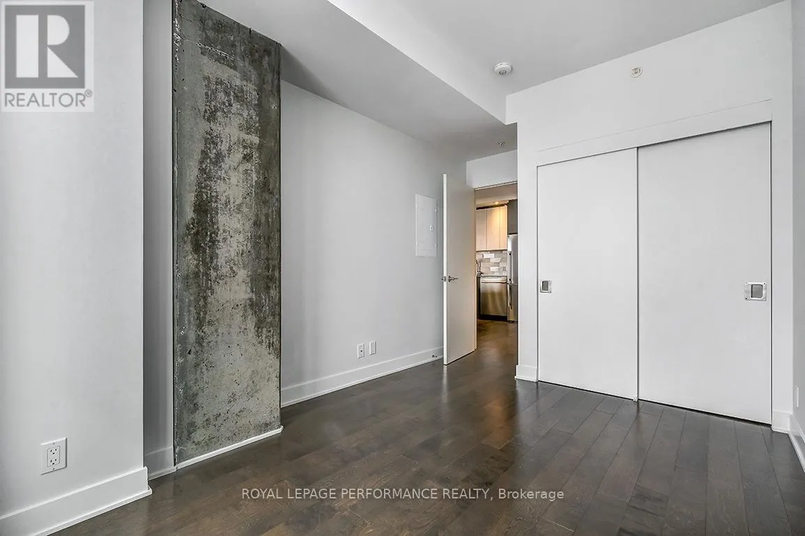 2209 - 20 DALY STREET W