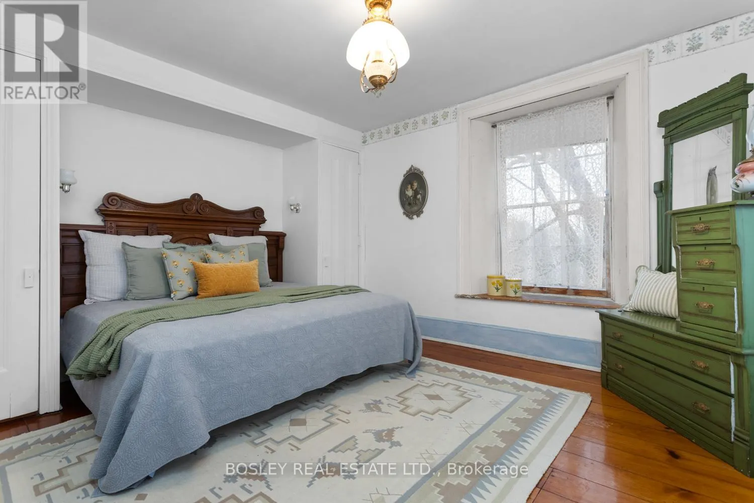 2247 VAN LUVEN ROAD