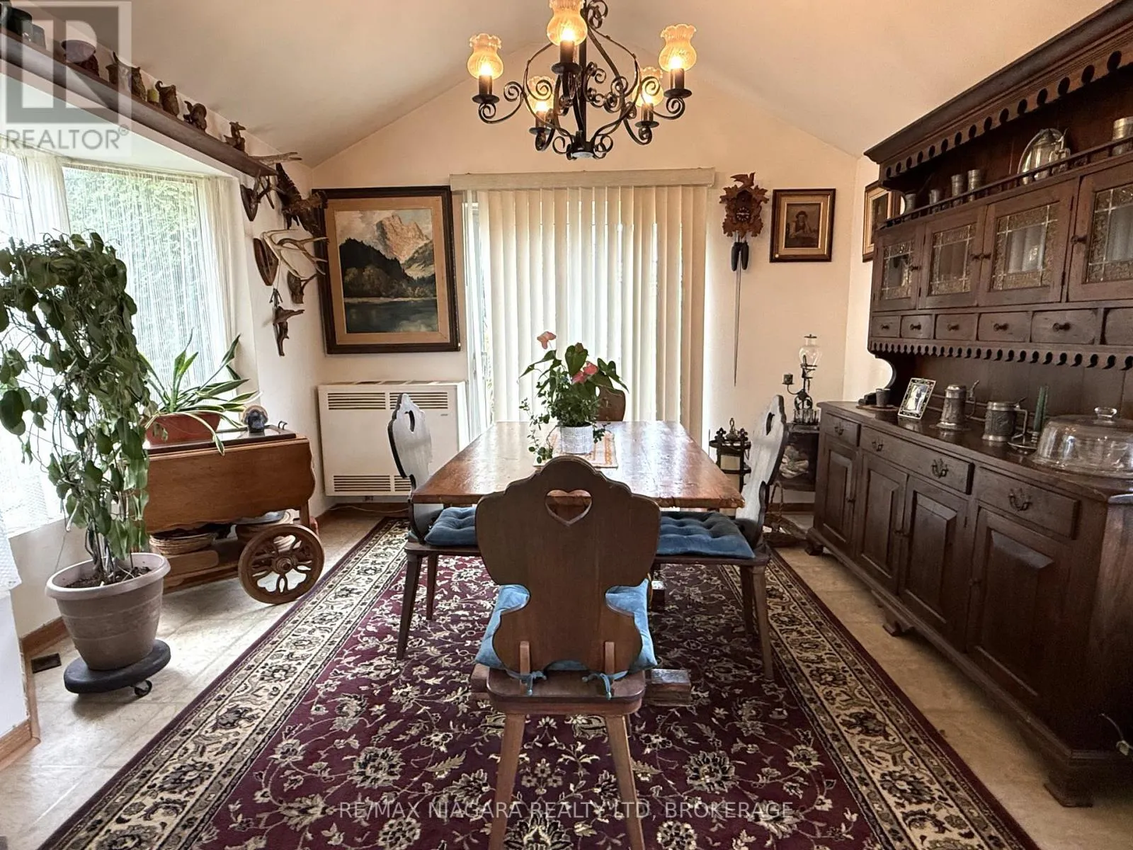 3721 DOMINION ROAD