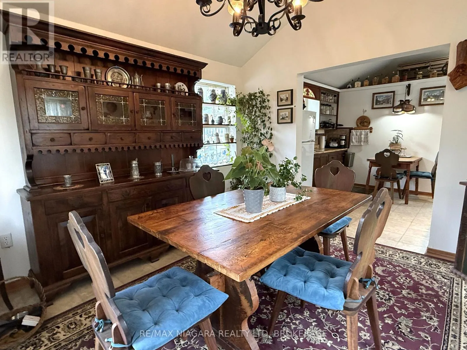 3721 DOMINION ROAD