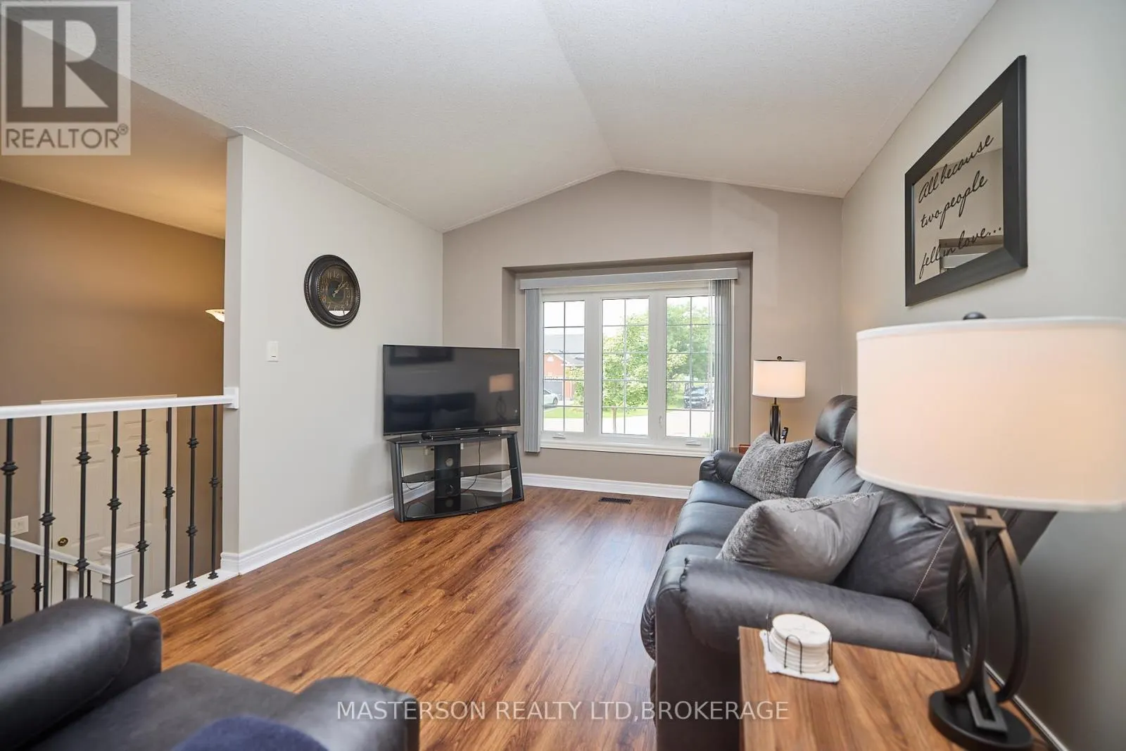 6906 KELLY DRIVE