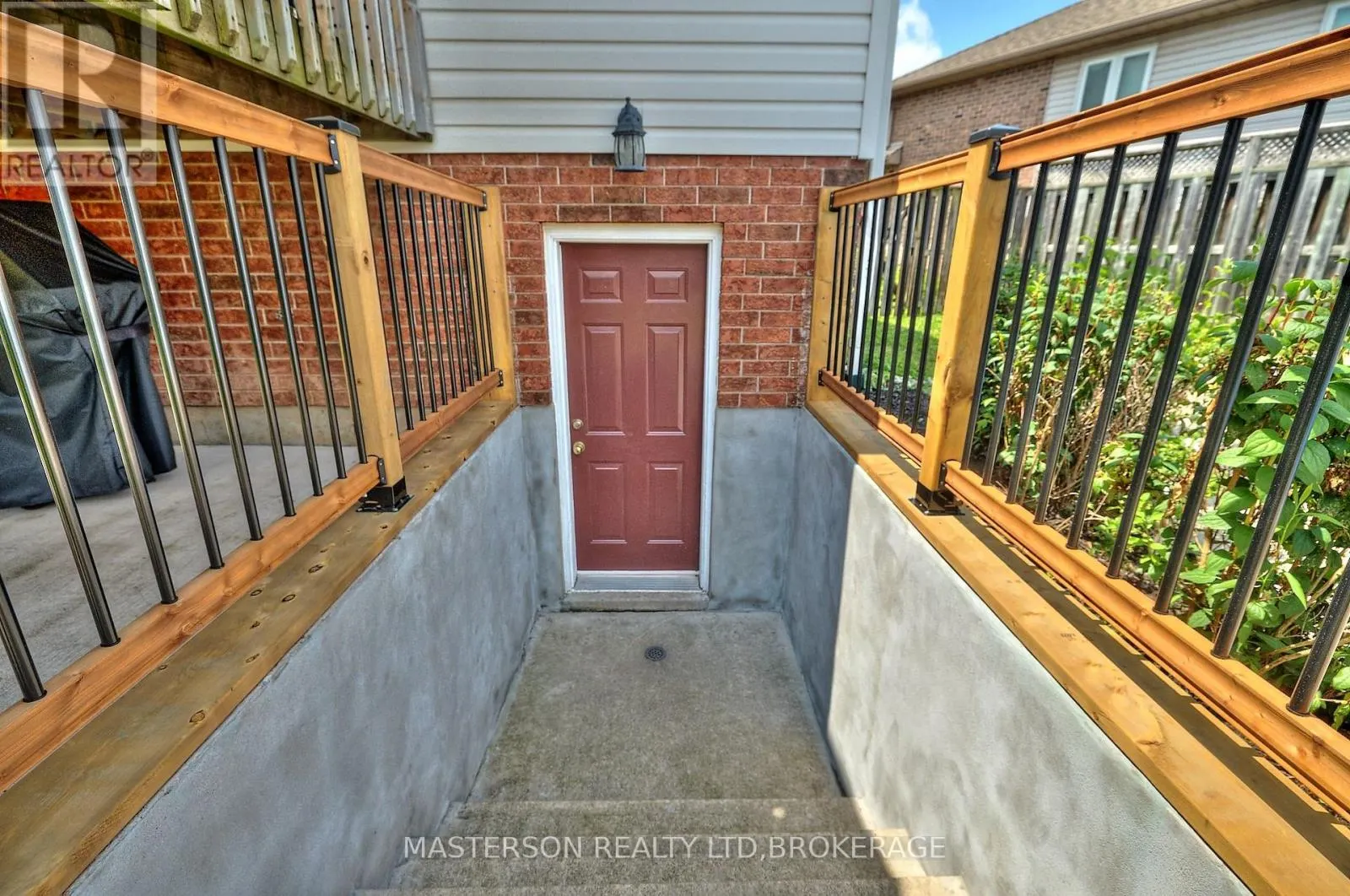 6906 KELLY DRIVE