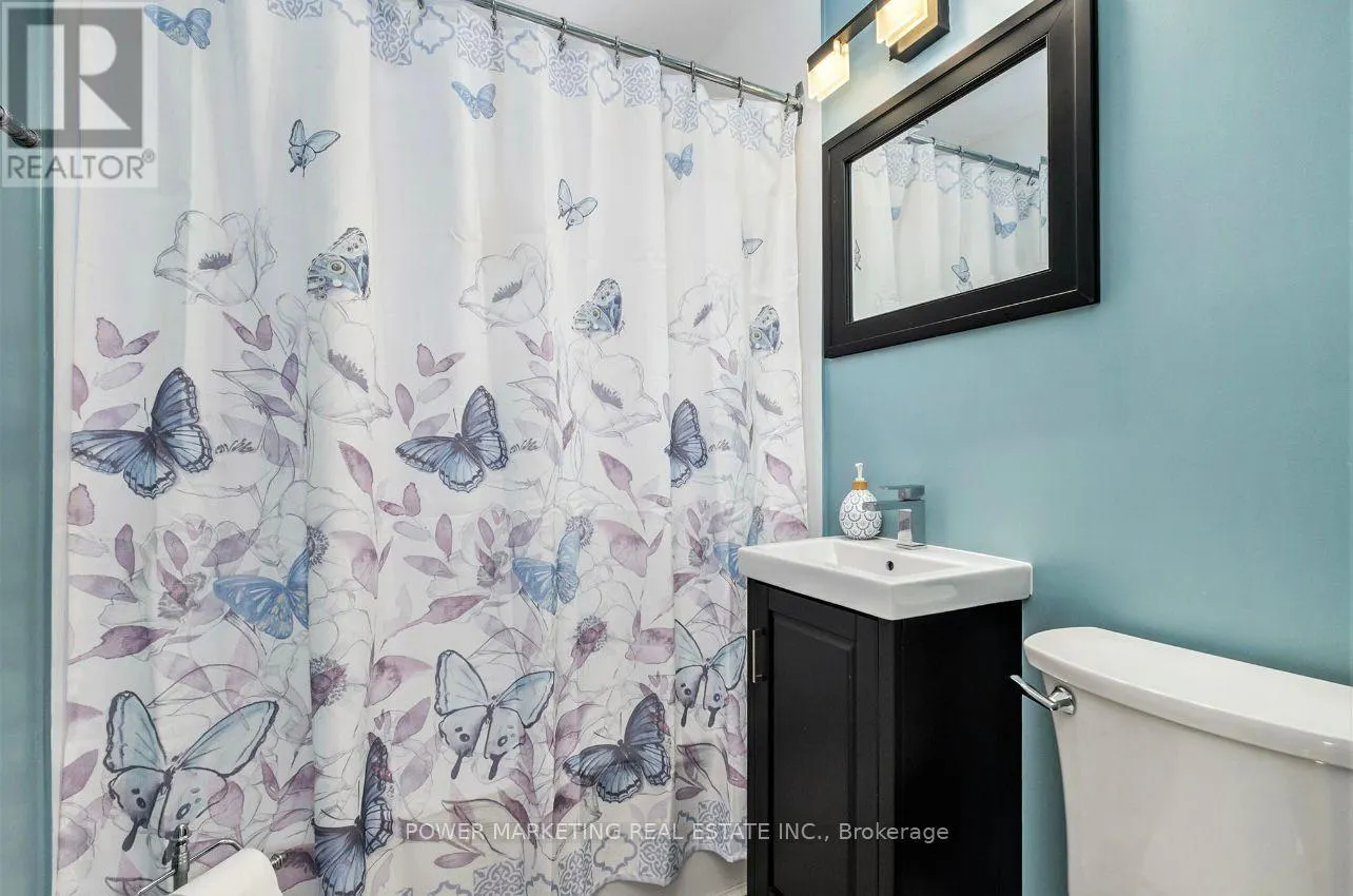 42 COTE DES NEIGES ROAD