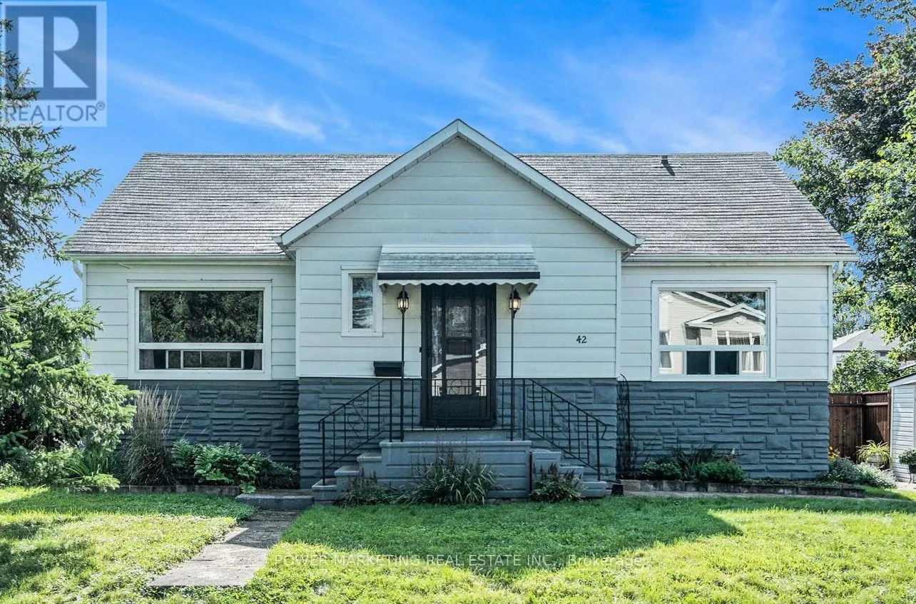 42 COTE DES NEIGES ROAD