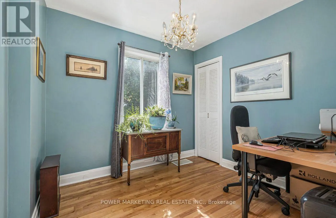 42 COTE DES NEIGES ROAD