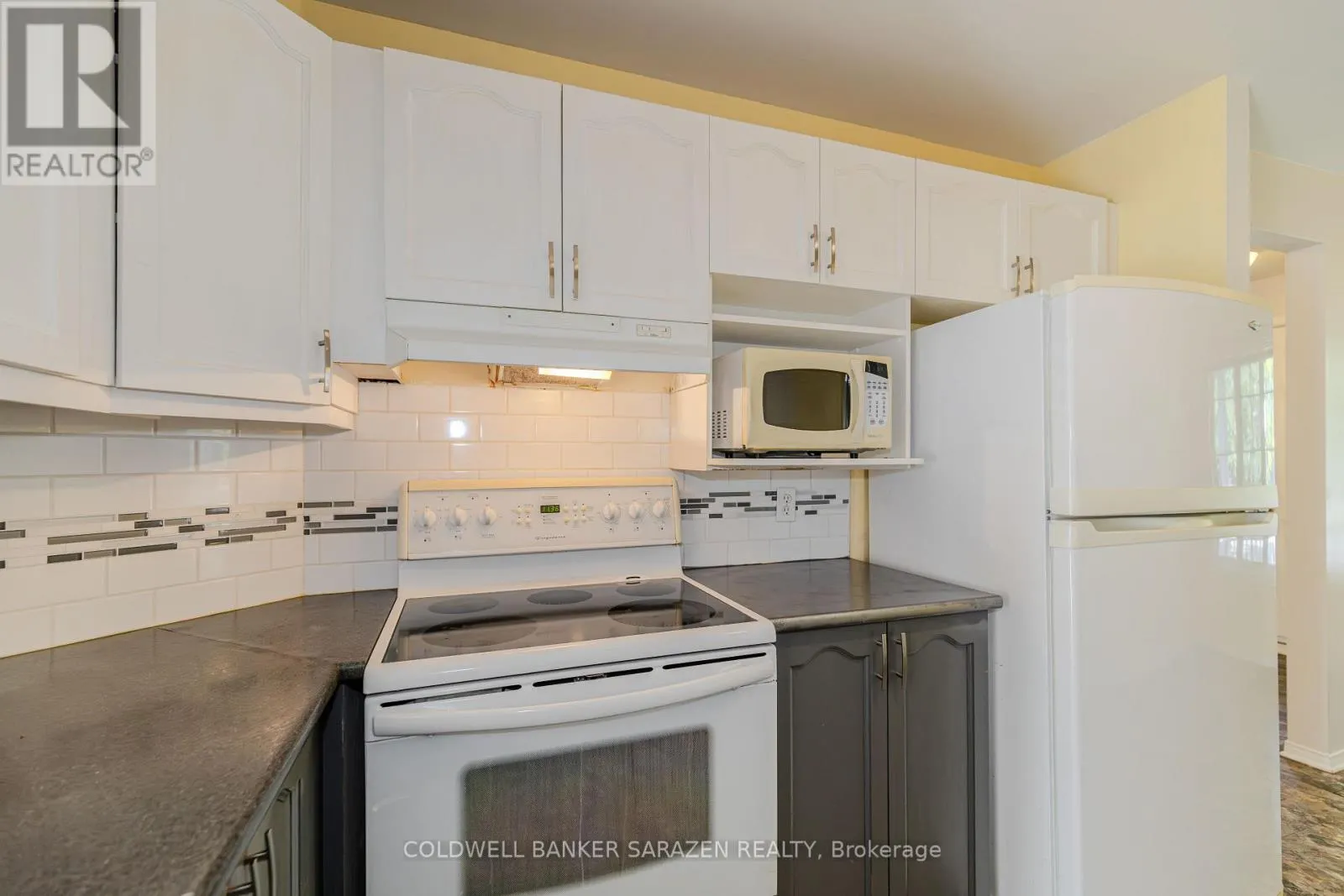 182 WINDHURST DRIVE