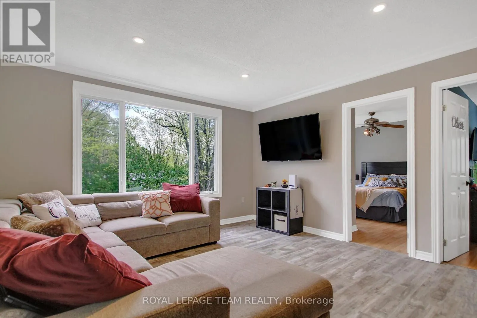 129 SPINNAKER WAY