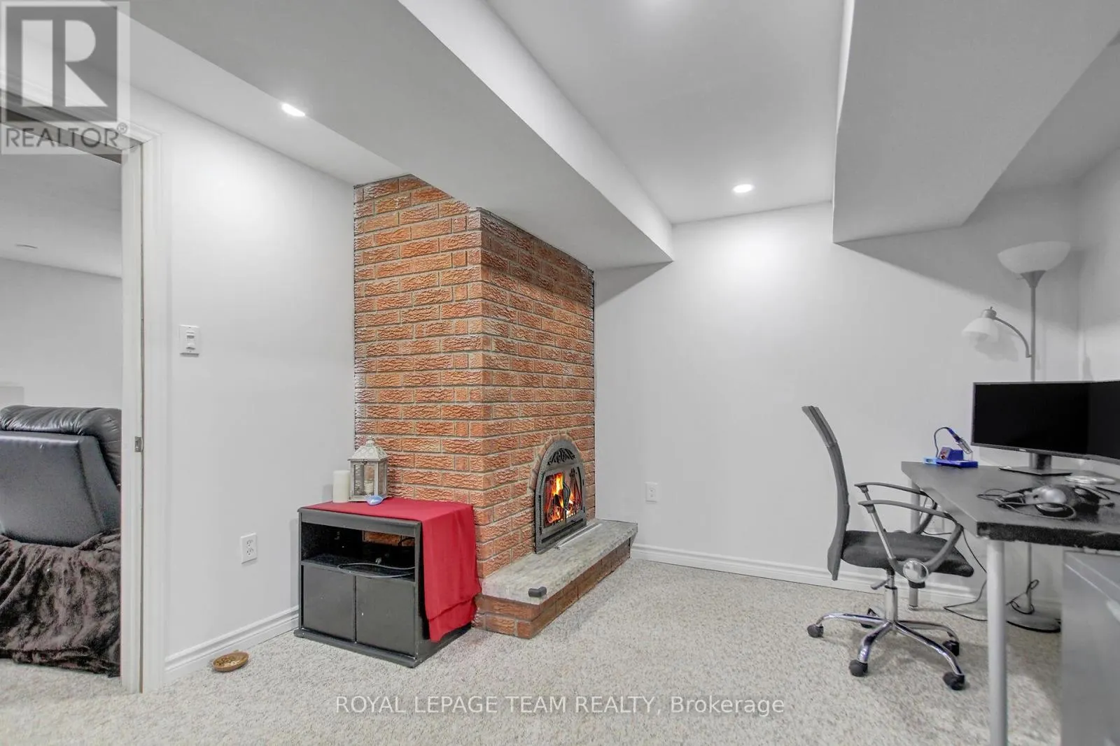129 SPINNAKER WAY