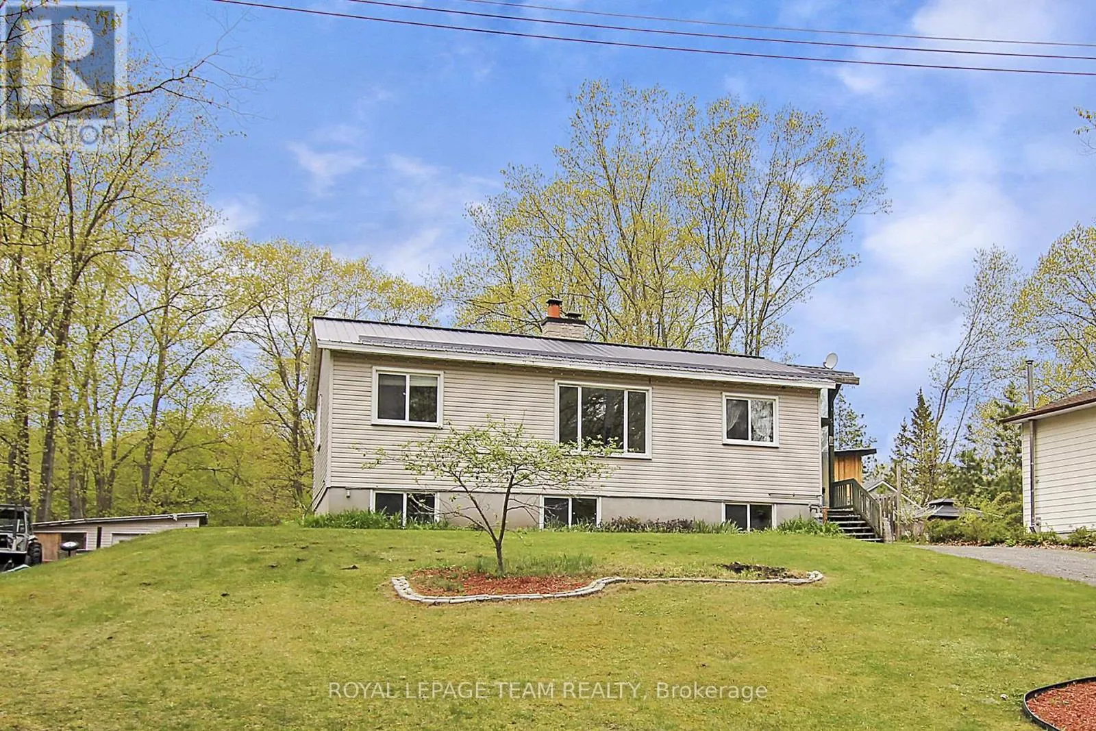 129 SPINNAKER WAY