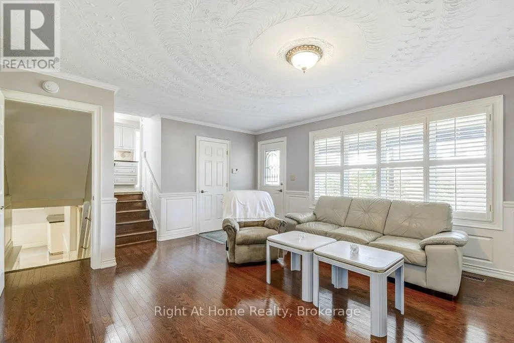 207 MONTMORENCY DRIVE