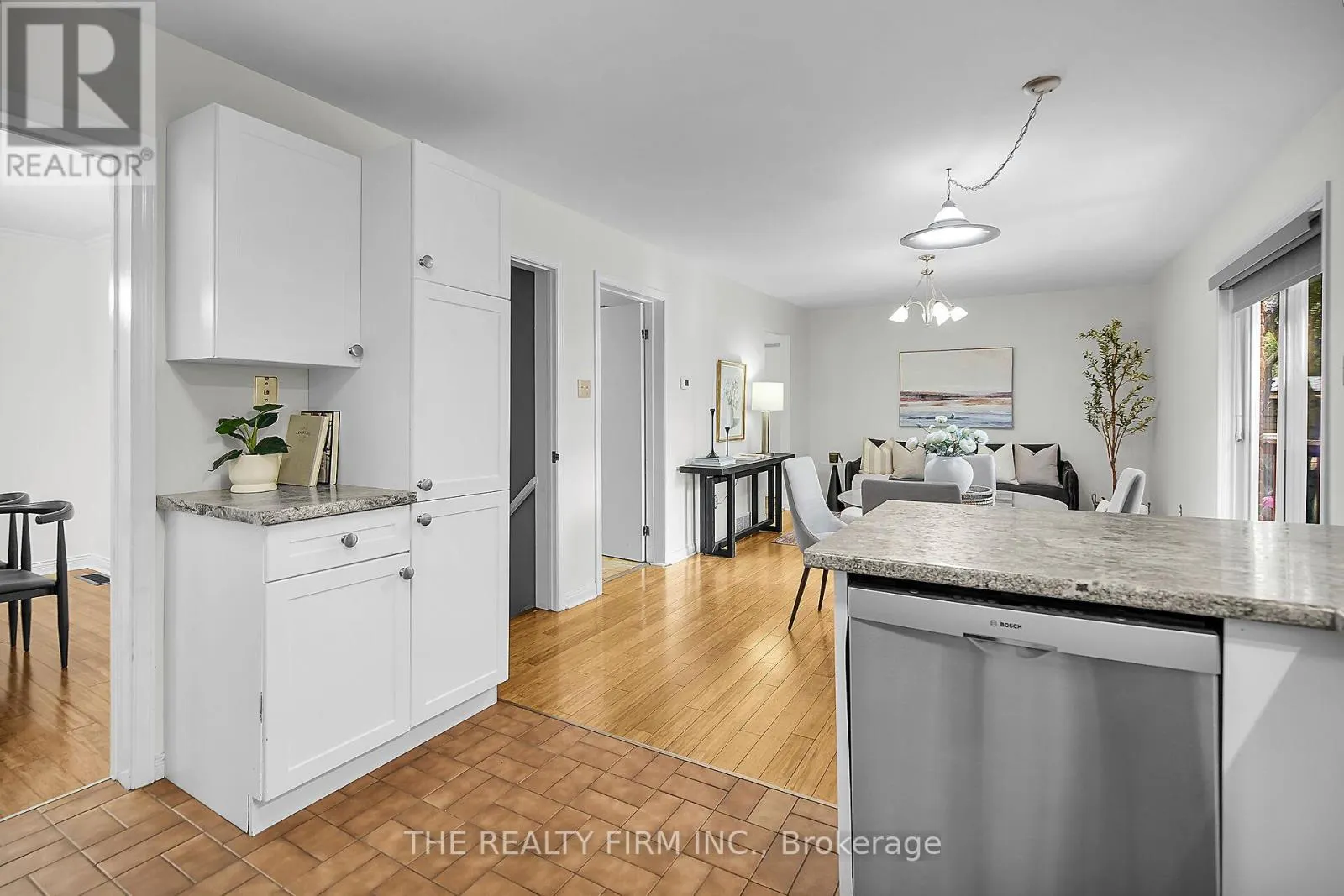 31 MCTAGGART CRESCENT