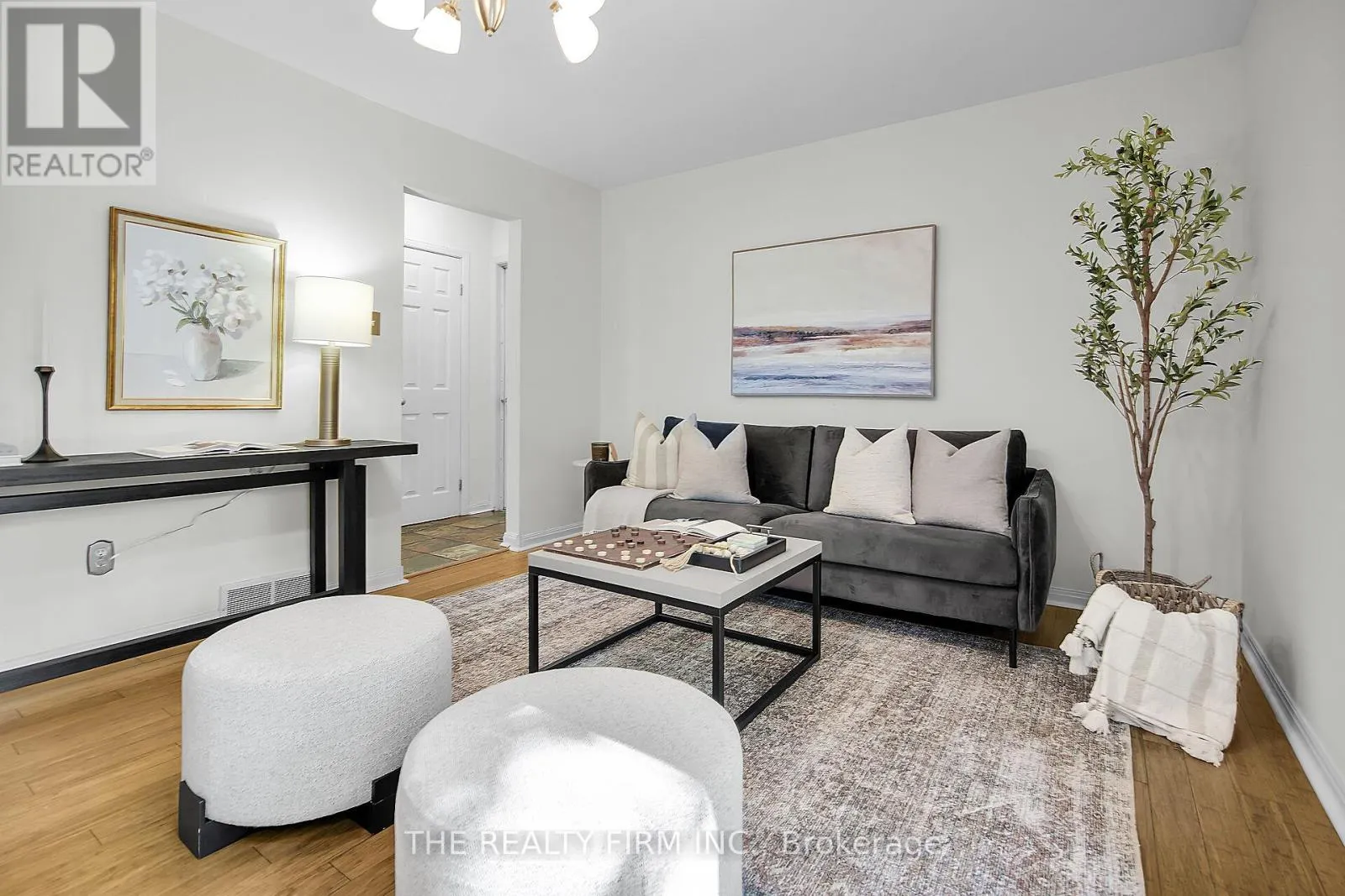 31 MCTAGGART CRESCENT