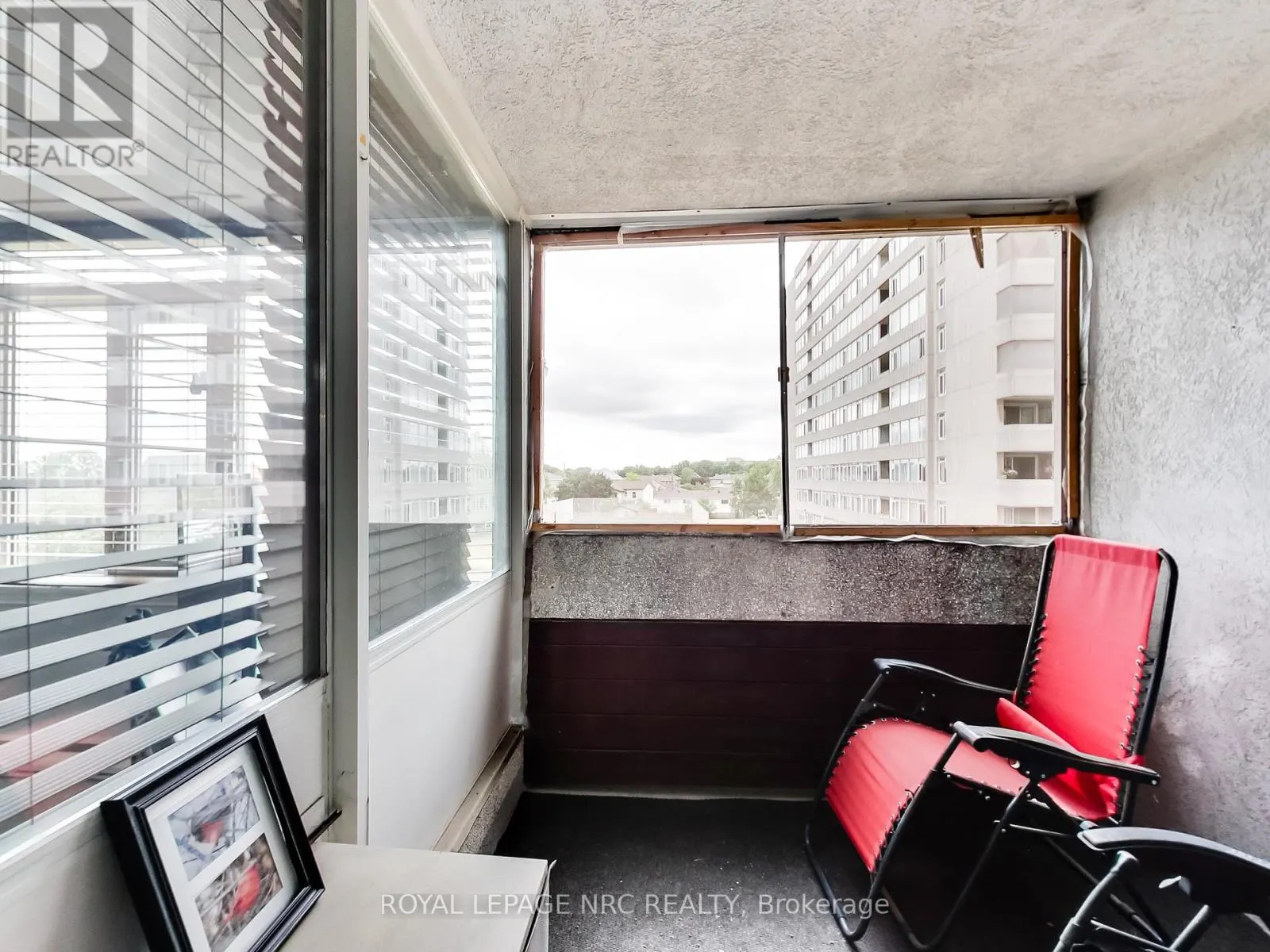 405 - 30 HARRISFORD STREET