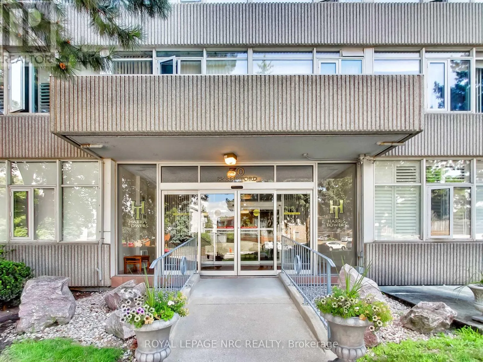 405 - 30 HARRISFORD STREET