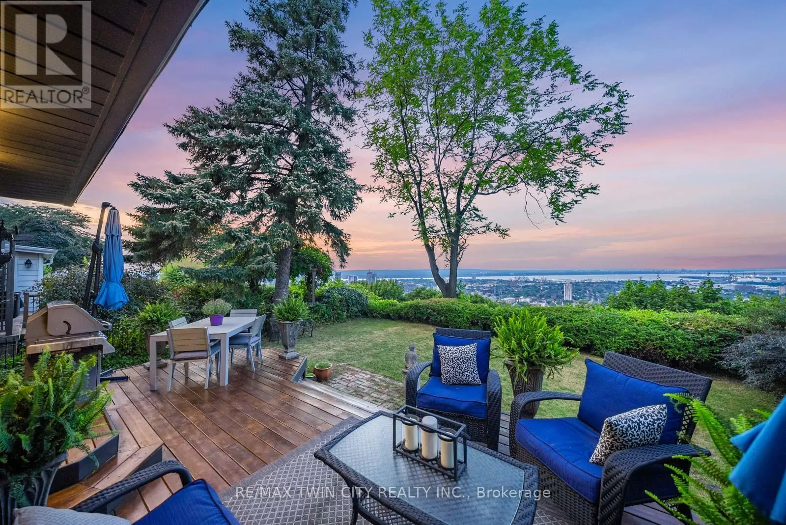 47 MOUNTAIN PARK AVENUE
