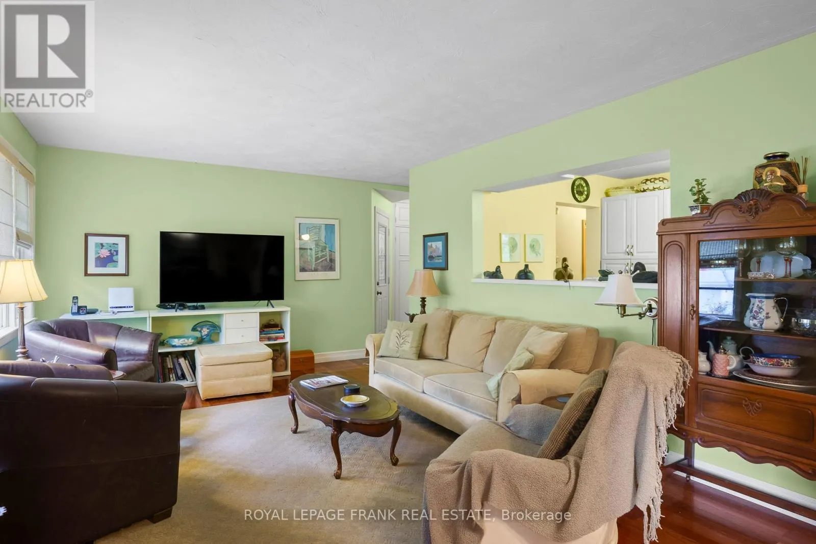 308 COTTONWOOD DRIVE