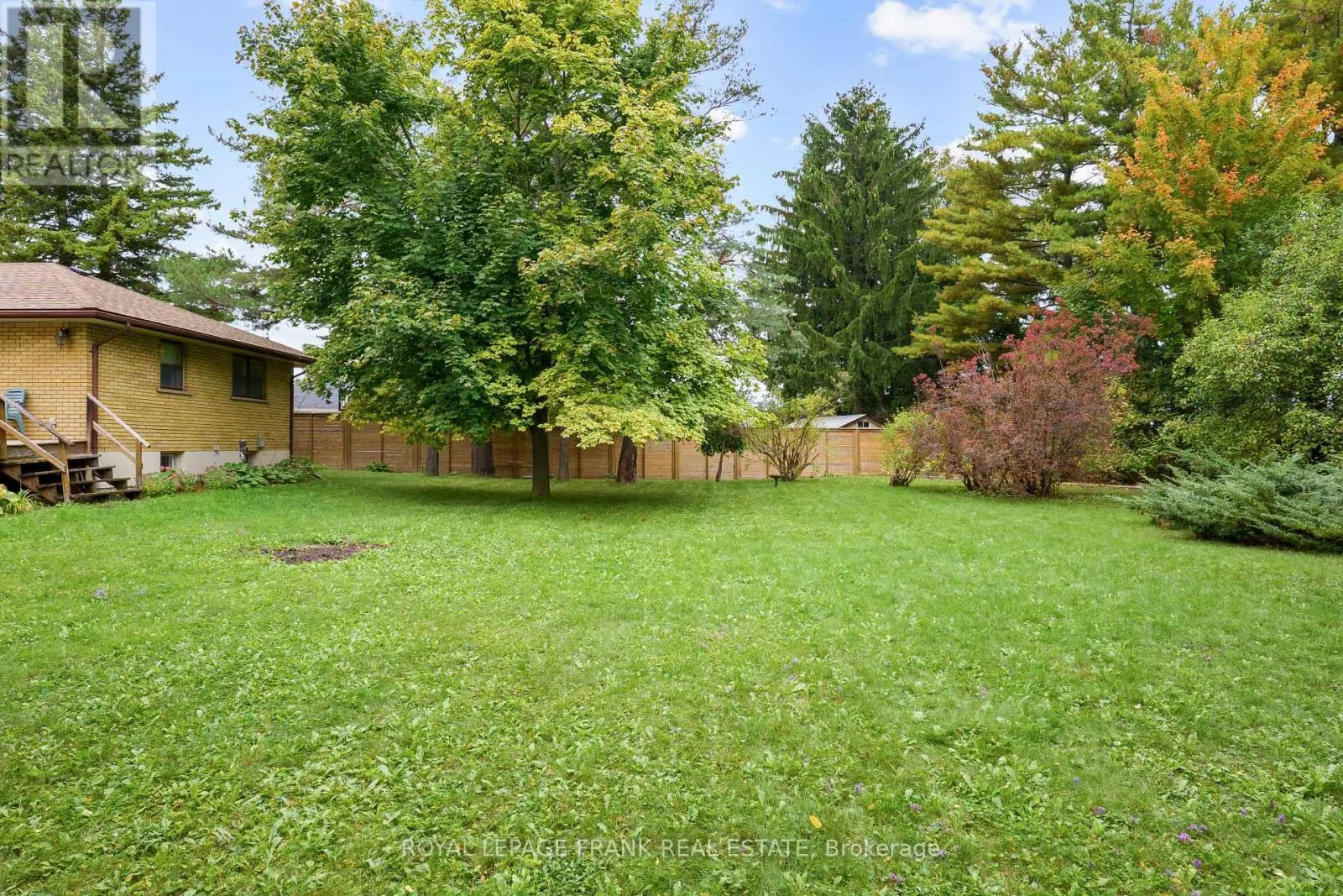 308 COTTONWOOD DRIVE