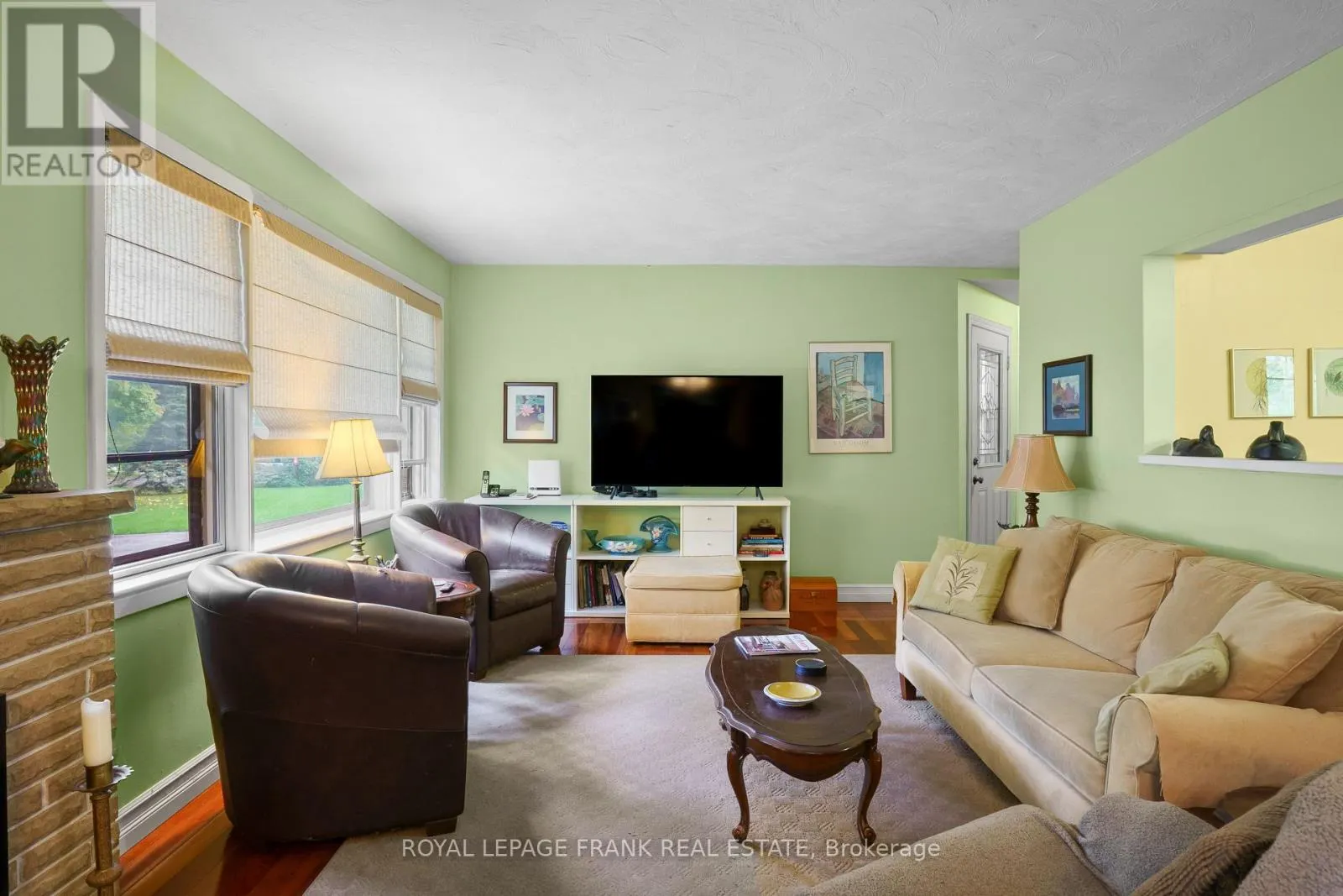 308 COTTONWOOD DRIVE
