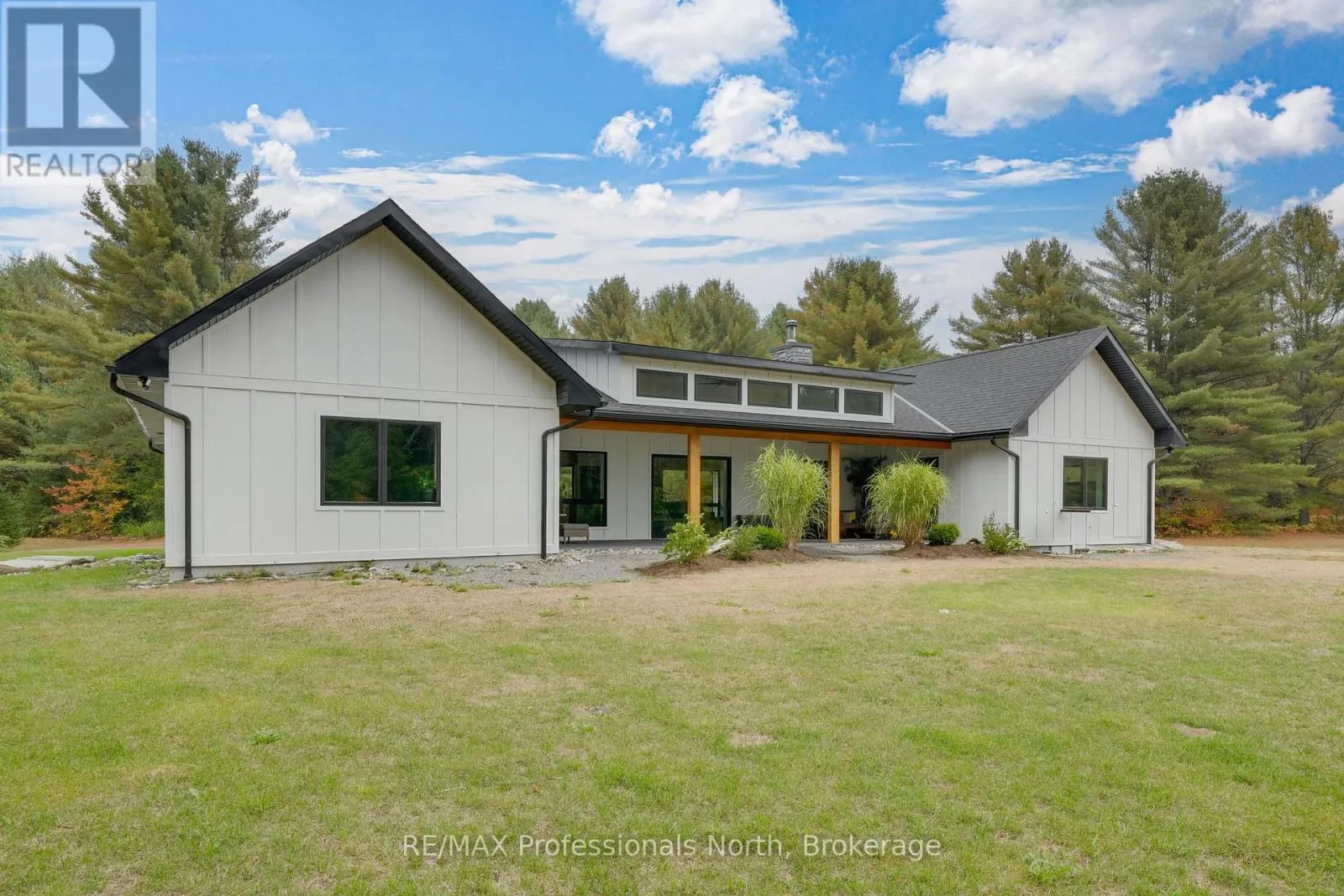 1064 NAISMITH ROAD