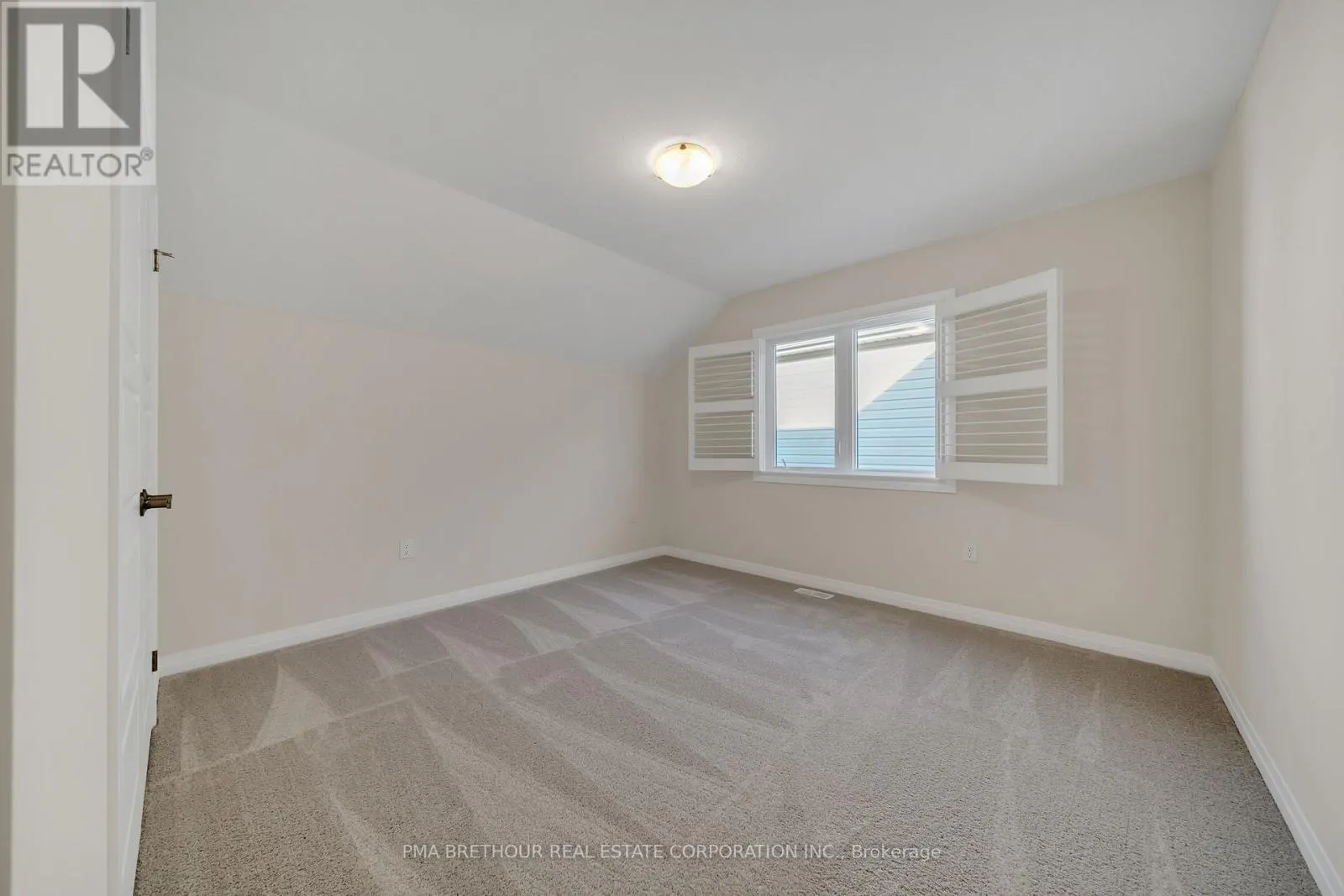 228 HAYLOCK AVENUE