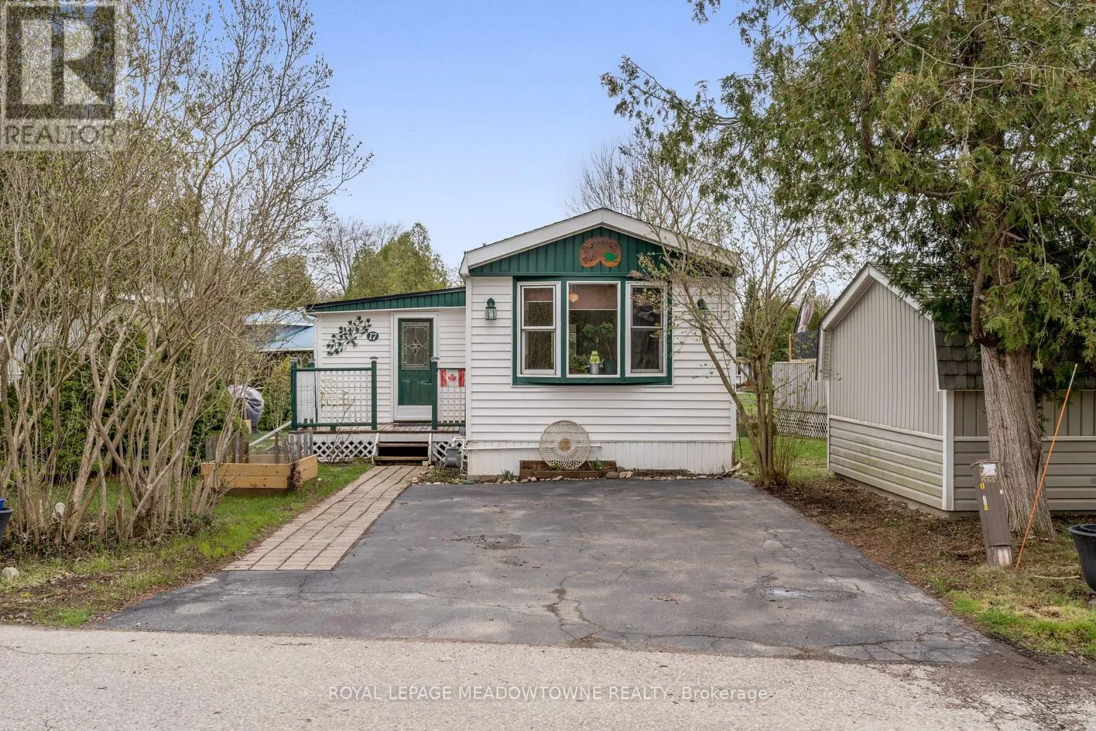 17 MILLCREEK ROAD