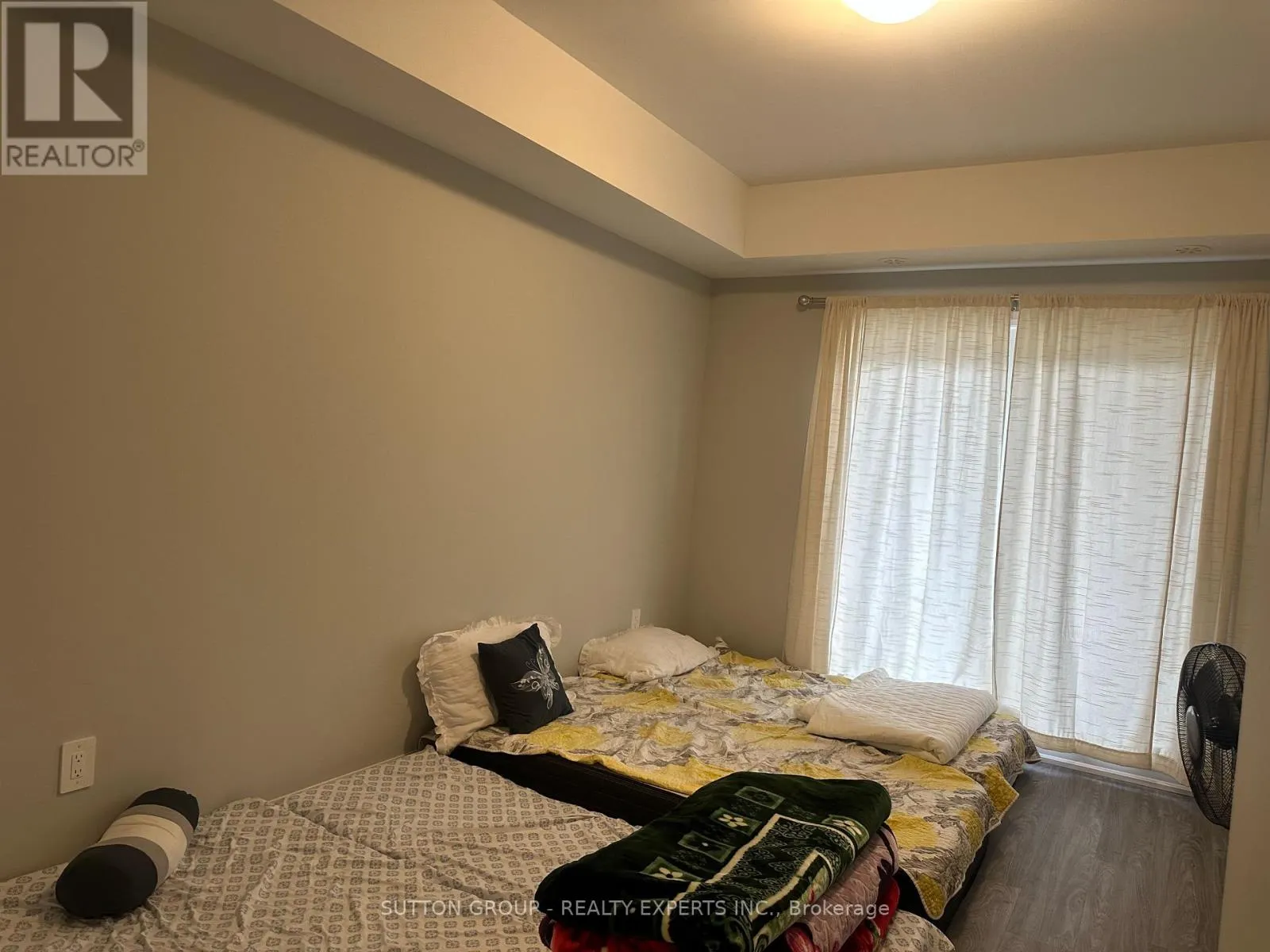 14 - 10 SOUTH CREEK DRIVE