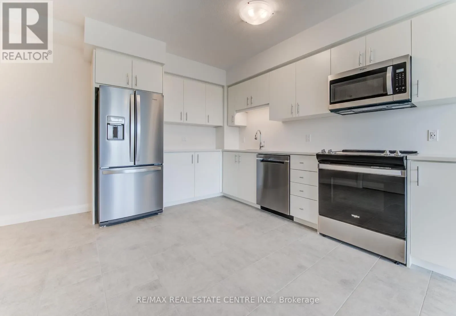 1003 - 93 ARTHUR STREET S