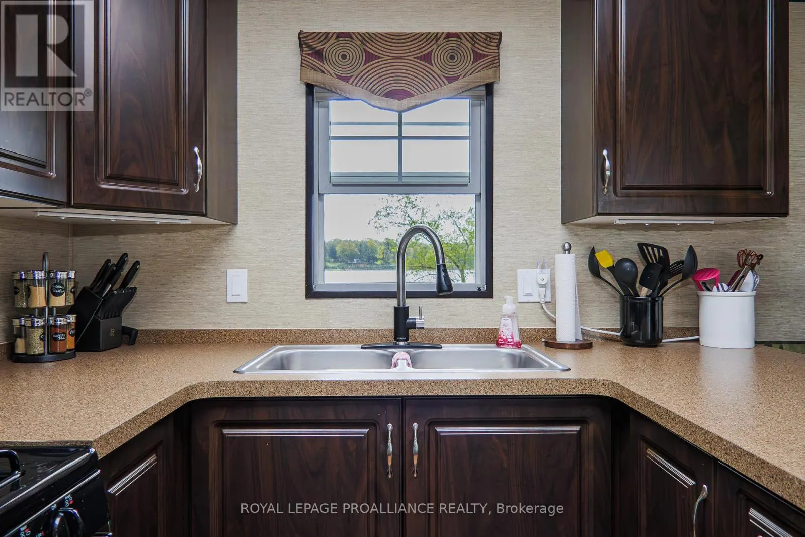 486 CTY RD 18 64 CHERRY BEACH LANE