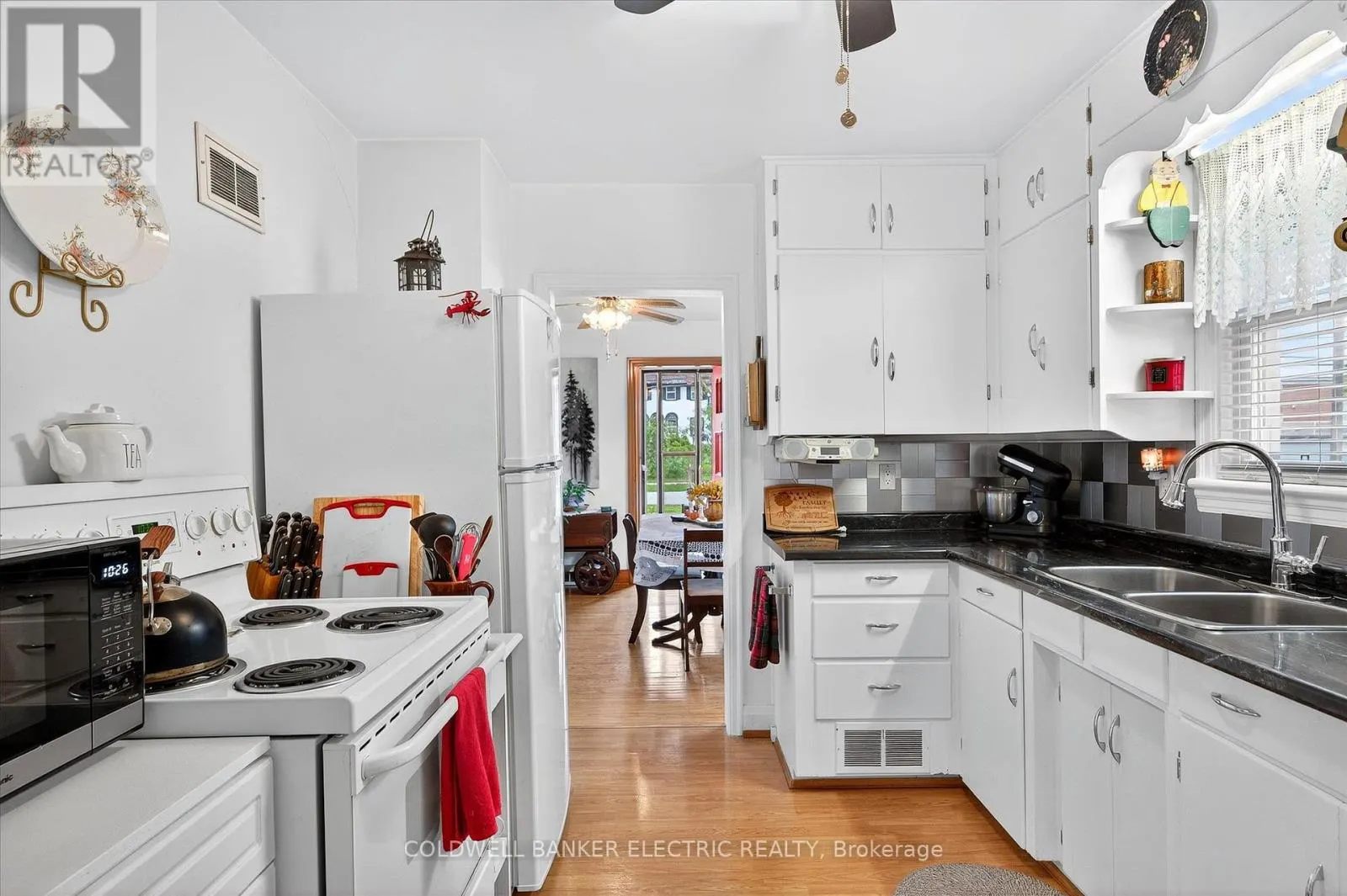 42 MADOC STREET