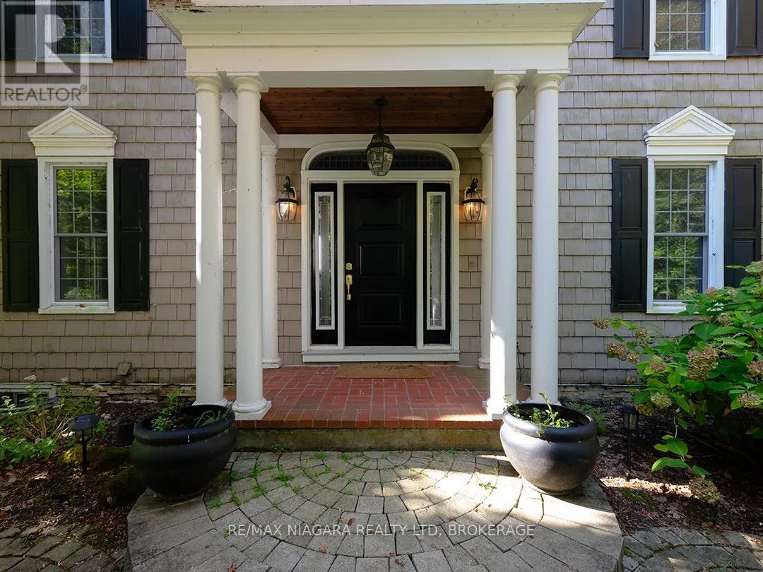 10187 LAKESHORE ROAD W